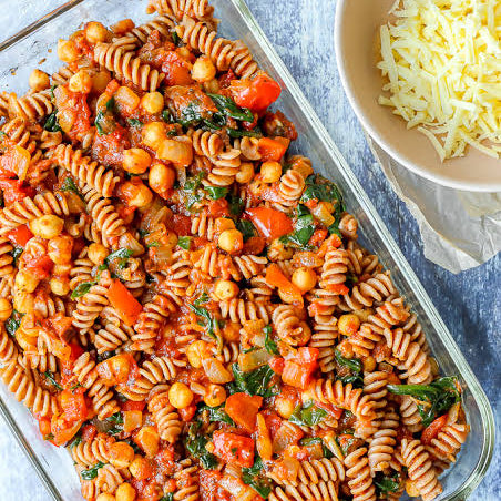 Mediterranean Pasta with Chickpeas and Vegetables (Wednesday)